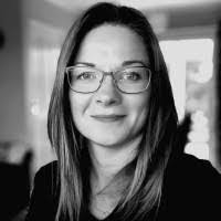 Heather Duvall's Instagram, Twitter & Facebook