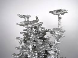 Fourmiculture crée des fourmilières artificielles innovantes pour réussir. Ant Colony Sculptures Made By Pouring Molten Metal Into Ant Nests