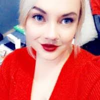 Liz Rutter's Instagram, Twitter & Facebook