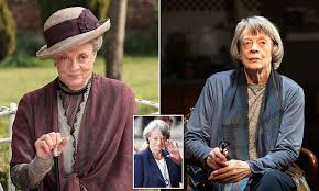 Jan Moir On Dame Maggie Smith S New Play A German Life Daily Mail Online