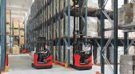 Reach Trucks from Linde Material Handling