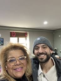 Gina Akins's Instagram, Twitter & Facebook