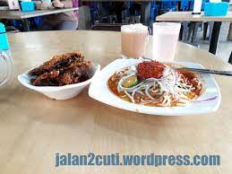Lebih dari sejenis kacang, dimasukkan juga kacang panggang dan kacang merah, memang lagi 'terangkat'lah rasanya. Tempat Makan Dan Sarapan Best Di Johor Bahru Pondok Santapan Makan Angin Jalan Jalan Cuti Cuti