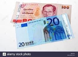 Toutes les calculatrices de devises. 100 Thai Baht Beachten Sie Mit 20 Euro Schein Stockfotografie Alamy