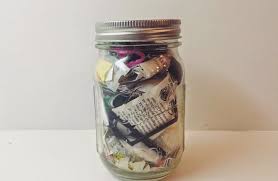Being zero waste means that we adopt steps towards reducing personal waste and minimizing our environmental impact. Vivere Senza Produrre Rifiuti La Sfida Del Movimento Zero Waste