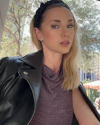 STARLETS ON ICE, Episode 1