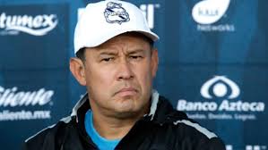 La directiva de la franja le da las gracias al técnico peruano quién llevo al equipo a la liguilla, pero fue eliminado en cuartos de final. Juan Reynoso Federacion Mexicana Decidio Abrir Investigacion Contra El Tecnico Peruano Por Sus Reclamos Sobre El Var Rpp Noticias