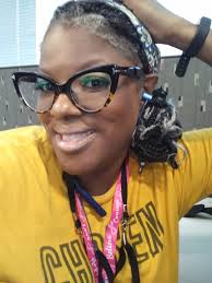 Cat eye frames for a chill Sunday night