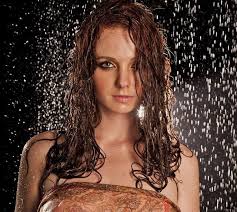 В 2014 году лена презентовала дебютный альбом ;this is who i am в риме, где. Lena Katina Iz Dueta Tatu Dast Koncert V Tolyatti Kluby Muzyka Novosti Vybiraj Ru Tolyatti