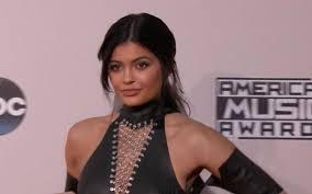 The official account of kylie jenner. D4e Lcq5seqz8m