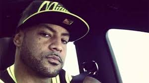 Focus Booba: il écrase la tête de Rohff et évoque avec humour la chute de  son