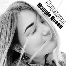 Maggie Queen's Instagram, Twitter & Facebook