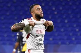 وكان المهاجم الهولندي ممفيس ديباي لاعب ليون الفرنسي، قد أعلن رحيله عن فريقه السابق عقب انتهاء عقده بنهاية الشهر الجاري، مع ظهور العديد من التقارير التي تشير إلى أن وجهته. Ù†Ø¬Ù… Ù„ÙŠÙˆÙ† Ø¯ÙŠØ¨Ø§ÙŠ ÙŠÙˆØ¬Ù‡ Ø±Ø³Ø§Ù„Ø© Ù„ÙØ§Ù† Ø¯Ø§ÙŠÙƒ ØµØ®Ø±Ø© Ø¯ÙØ§Ø¹ Ù„ÙŠÙØ±Ø¨ÙˆÙ„ Rt Arabic