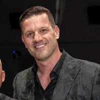 Brian Kwiatkowski's Instagram, Twitter & Facebook