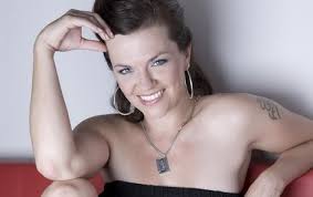 Tetování jako symbol přátelství není rozhodně žádné klišé. Marta Jandova Kvuli Rizikovemu Tehotenstvi Nevychazi Z Domu Ale Uz Planuje Druhe Dite Ahaonline Cz