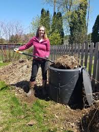 How to compost for your garden. Composting Helps The Earth And Your Garden What You Need To Know
