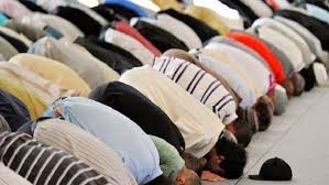 صدى البلد حكم من صلى بالناس إماما وتذكر أنه غير متوضئ فيديو