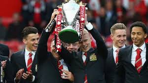 James michael weir (born 4 august 1995) is an english professional footballer who plays as a midfielder for championship club hull city. James Weir Former Manchester United Prospect Now Playing In Slovakia Bbc Sport