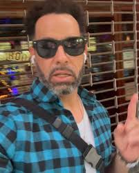 1 month away June 24th @cuttingroomnyc , Ticket link and VIP link in my bio  #SoloTrevor #OneMonth #NYC #HomeShow #ComingToNewYork