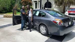 Check spelling or type a new query. Migos Rapper Offset Cardi B S Fiance Buys Good Samaritan A Car For Helping Him After Accident Abc News