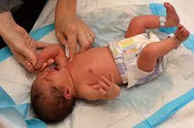A warm place with a flat surface. How To Sponge Bathe A Newborn With Umbilical Cord Progress To Tub Bath