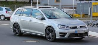 Vw Golf R Variant Auf Erprobungsfahrt Papas Neues Spielzeug Scheint In Serie Zu Kommen Der Kombi Mit Dem R Vau Max Inside Vw Golf R Volkswagen Volkswagen Golf