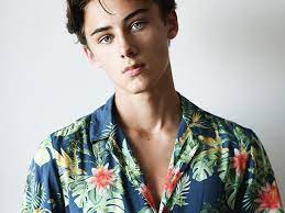 His birthday, what he did before fame, his family life, fun trivia facts, popularity rankings, and more. 8 Things You Didn T Know About William Franklyn Miller Super Stars Bio
