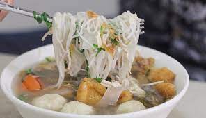 Meskipun memiliki nama yang mirip dengan makanan asal jepang, yaitu miso. 4 Mie Sop Lezat Di Medan Sajian Hangat Yang Spesial