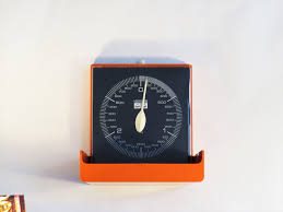 Maybe you would like to learn more about one of these? Vintage Kitchen Scale Hanson Retro Wall Mounted Plastic Kitchen Scale Weight Scale 3kg Bright Orange Color Made In Ireland 70s Retro Wall Kitchen Scale Vintage Kitchen