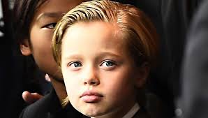 hiloh, figlia della Jolie e Brad Pitt, che si faceva chiamare John