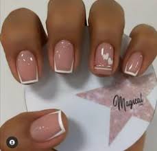 Enfermedades de las uñas por las cuáles no debes usar esmalte semipermanente. 820 Ideas De Semipermanente En 2021 Manicura De Unas Manicura Manicura Para Unas Cortas