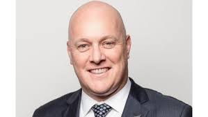 Danielle Duffield's Instagram, Twitter & Facebook