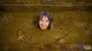 Wet Kitty In The Cowshed - ManureFetish -