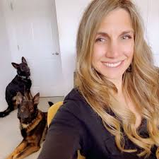 Tennessee this week. California next week. Trusting that my office  assistants will hold down the fort for me while I'm away… …or tear it to  pieces. 😂