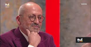 Com a saída de cristina ferreira para a sic, a tvi iniciou as negociações do contrato de manuel luís goucha. Goucha Questiona Andre Ventura Se A Homossexualidade O Incomoda Goucha Tvi