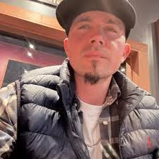 Jason Budnick's Instagram, Twitter & Facebook