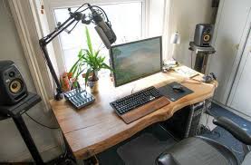 Rustic and earthy, live edge desks consist of a slab of wood with the outer edge of the tree trunk left intact. Live Edge Oak Office Desk
