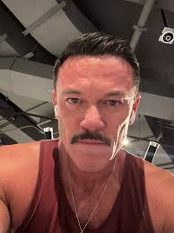 Luke Evans