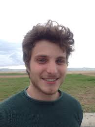 Portrait de William Laurent-Monfort] « La ville appartient à ceux qui la  font vivre. Après avoir passé 5 années à Aix-en-Provence à étudier la  Psychologie, la Sociologie et la Communication des entreprises,