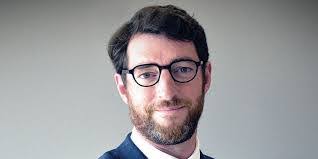 Vincent Manuel's Instagram, Twitter & Facebook