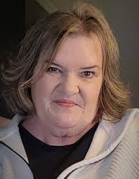 Erin Sayers's Instagram, Twitter & Facebook