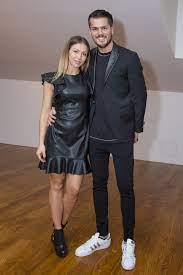 A quarentena de laura figueiredo, de 31 anos, está a ser marcada por algumas dificuldades. Laura Figueiredo E Mickael Carreira Ja Sabem Se Vao Ter Um Menino Ou Uma Menina Holofote