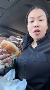 Sasha Hoover's Instagram, Twitter & Facebook