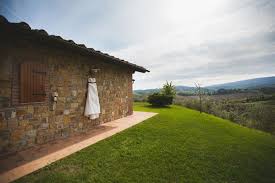 Destination Wedding At Mormoraia Farmhouse San Gimignano Tuscany By Elika Hunt Photography Tuscany Wedding Destination Wedding Utah Wedding Photographers