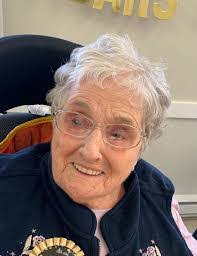 Gordon Abbott's Instagram, Twitter & Facebook