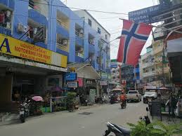 It is located about 240 kilometres (149 mi) south of the state capital, jaipur. Having A Drink At A Scandinavian Bar In Pattaya Where Is Everybody Scandasia