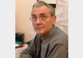 Tributes paid to 'great servant' of community