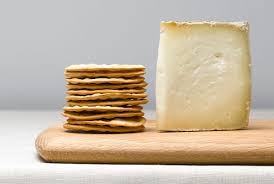 Quels Sont Les Fromages Les Moins Et Les Plus Caloriques Fromage Lait De Vache Fromage Le Moins Calorique