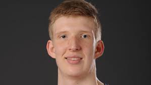 7-foot-4 Connor Vanover becomes Memphis basketball's first 2018 commitment