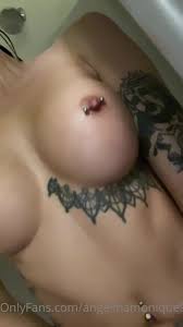 Angelinamonique96 shower - Thothub